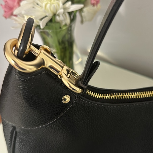 Coach Mara Hobo Black Gold - Picture 4 of 16